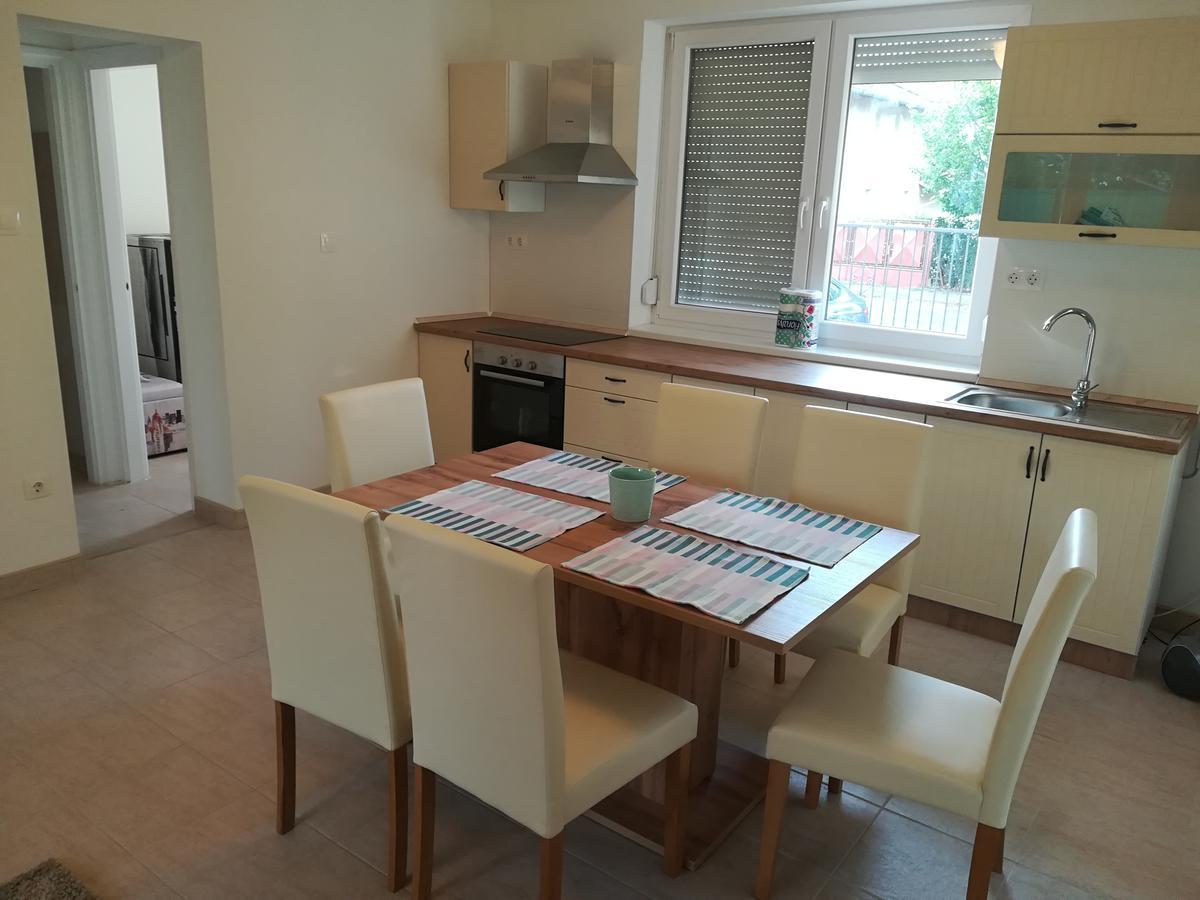 Balatinus Apartmanhaz ชิโอฟก ภายนอก รูปภาพ